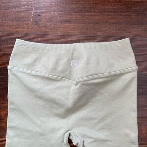 CSB x Isabelle Mathers seamless leggings